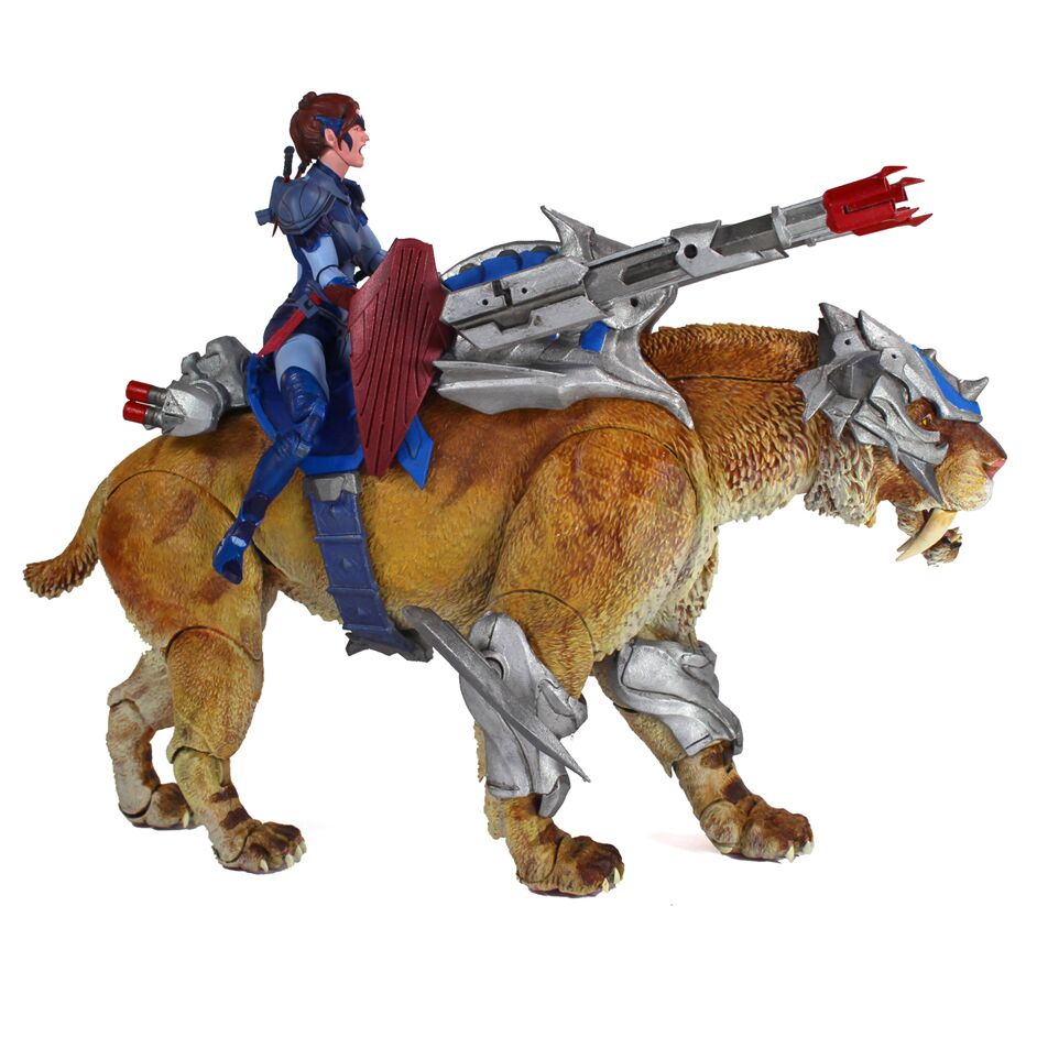 Sabre Tooth Tiger Box Set Exclusive in lateral view.