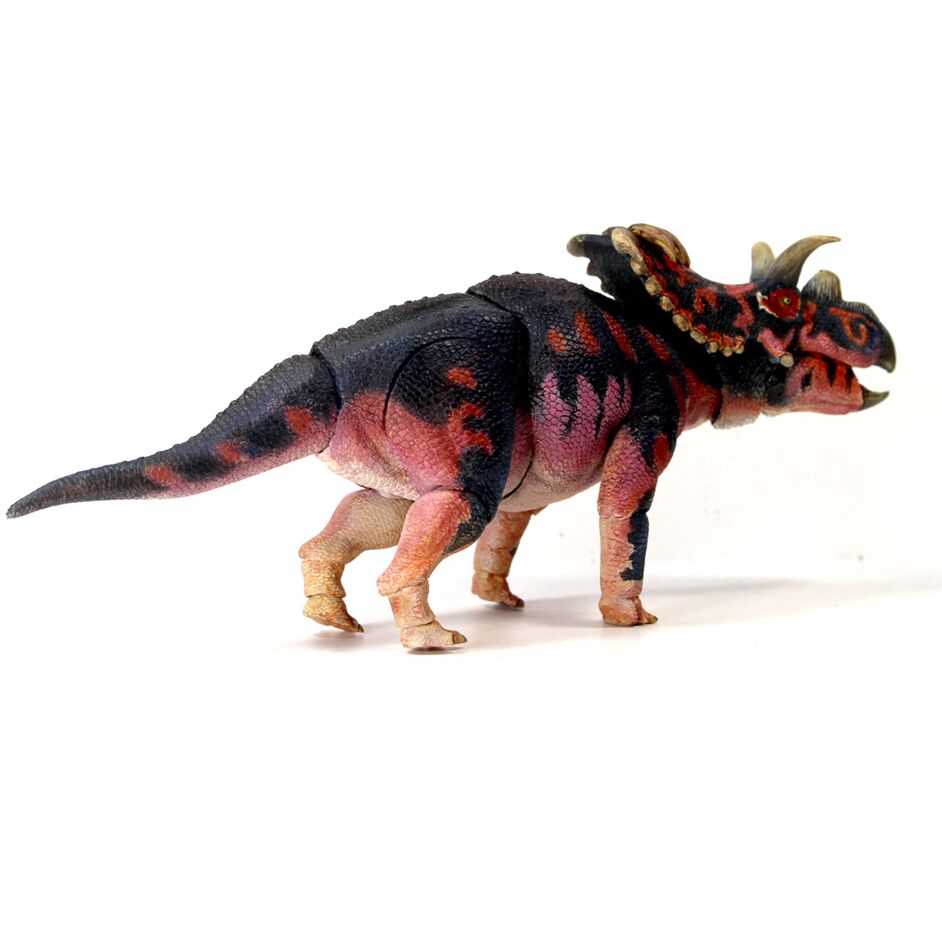 Beasts of the Mesozoic Kosmoceratops richardsoni right lateral